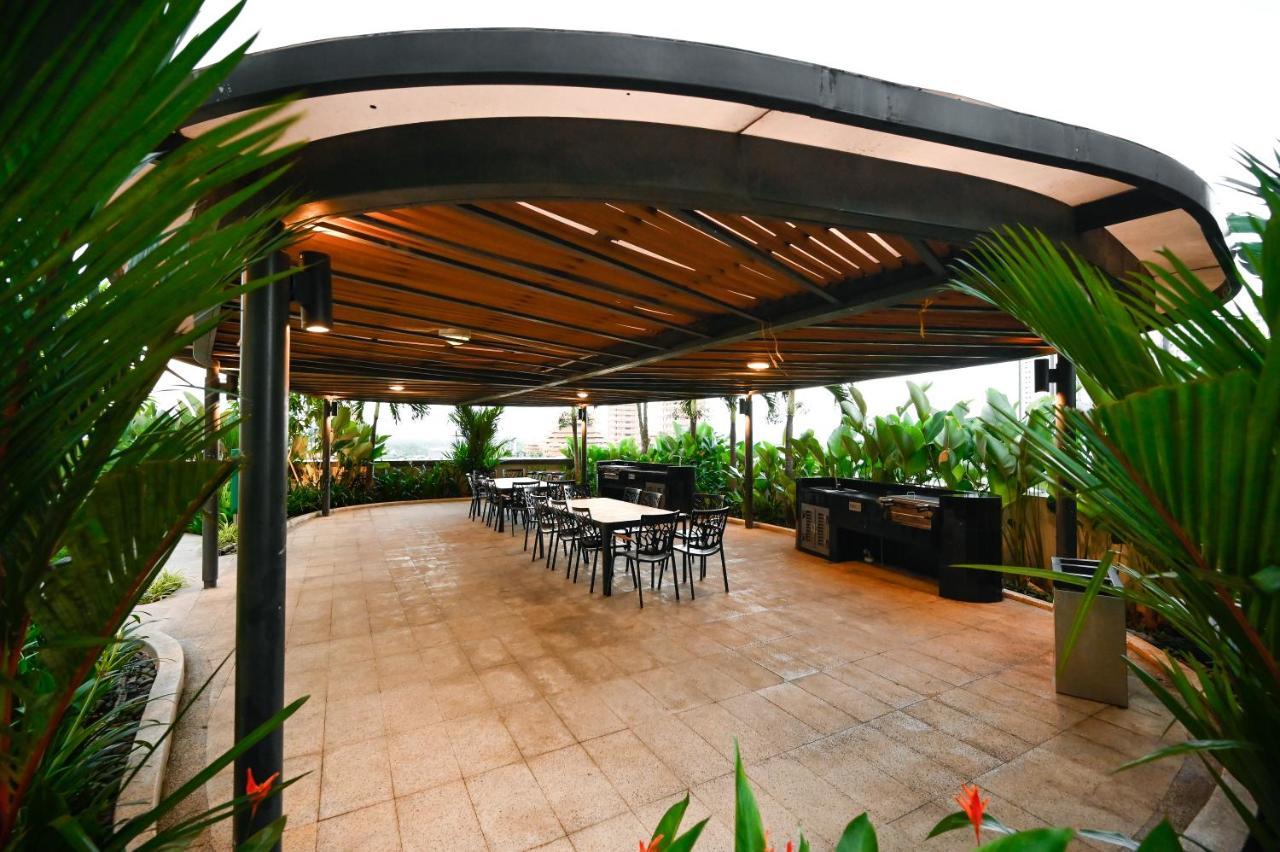 Estella Heights Saigon City View 2BR Apartment&Pool, Thành Pho Ho Chí Minh Esterno foto