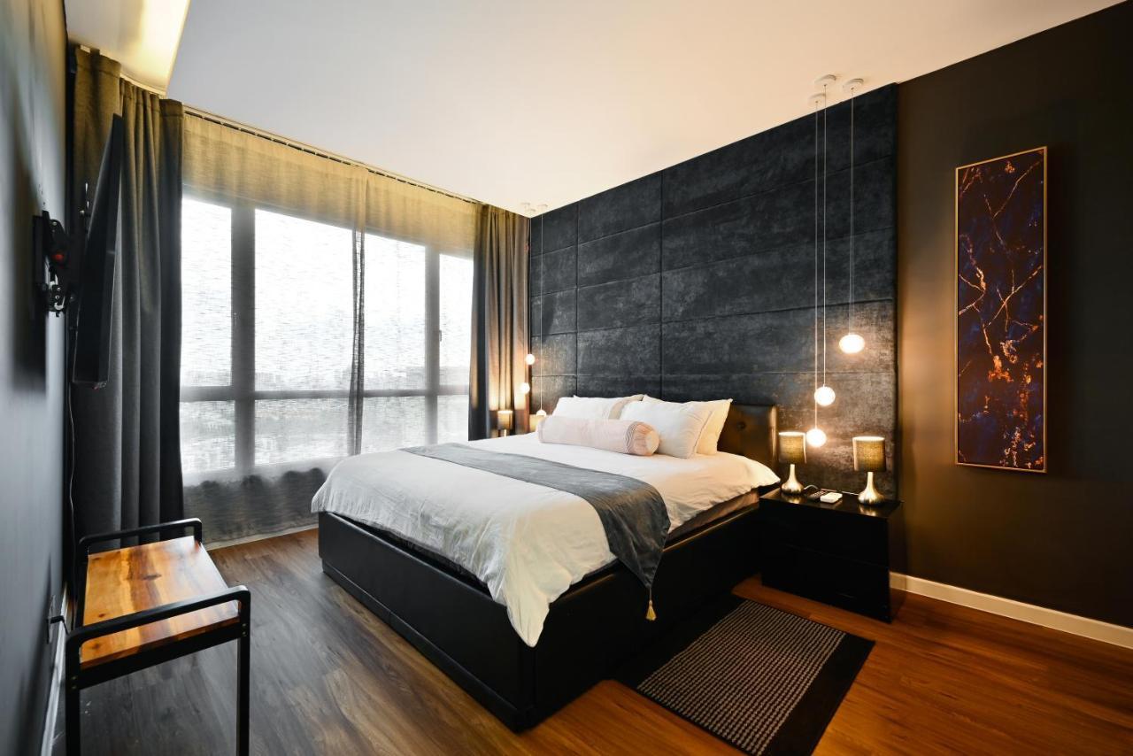 Estella Heights Saigon City View 2BR Apartment&Pool, Thành Pho Ho Chí Minh Esterno foto